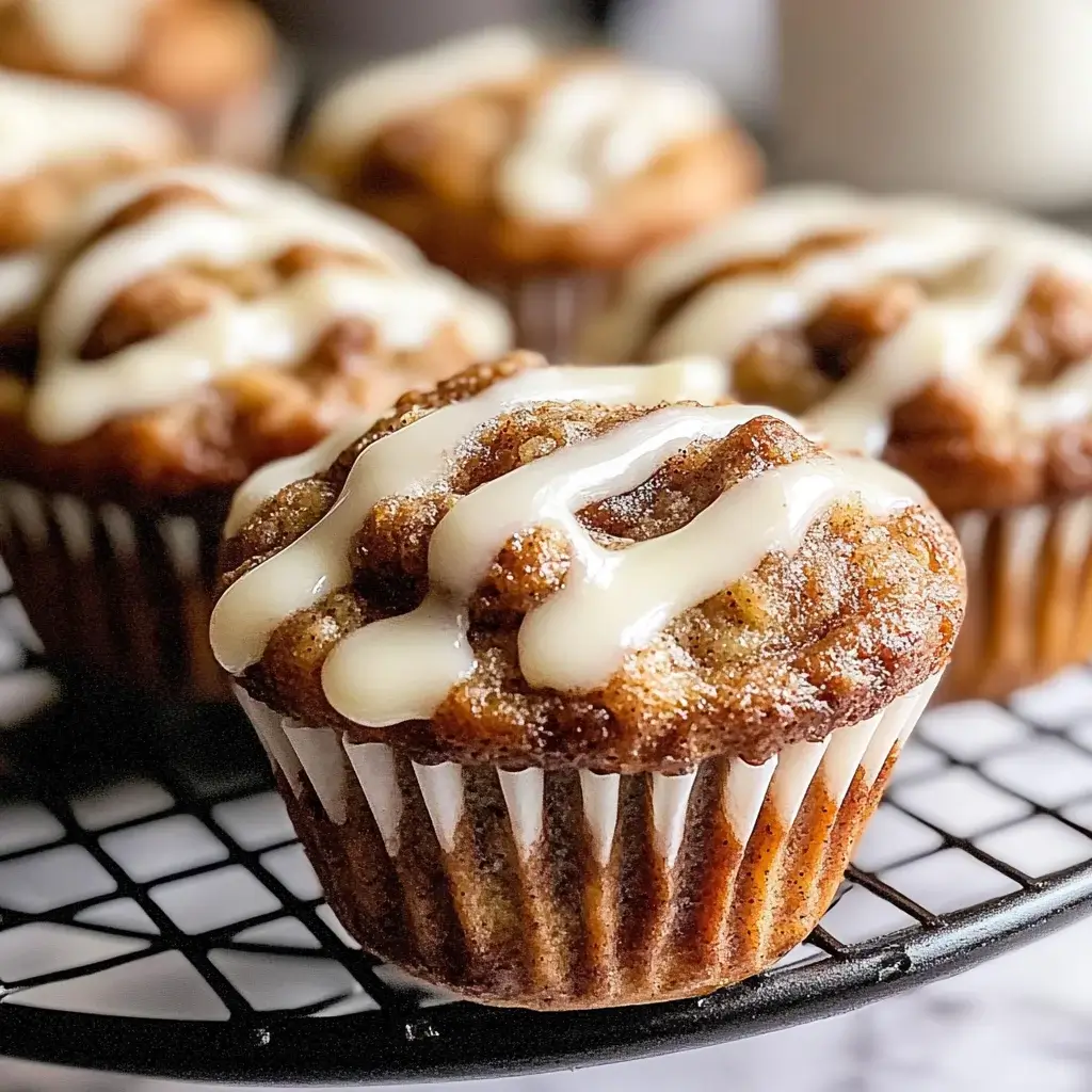 Cinnamon Roll Muffins: A Delicious Recipe to Try!