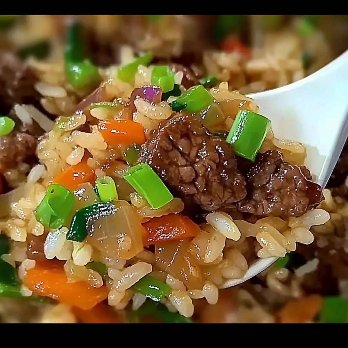 Savory Onion Beef Fried Rice: Quick Comfort in Every Bite