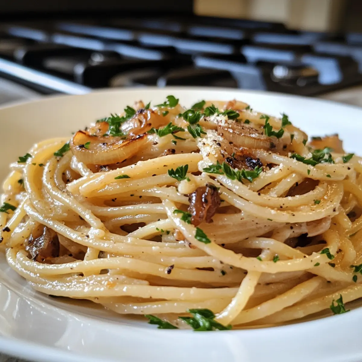 Vegan Caramelized Onion & Roasted Garlic Pasta