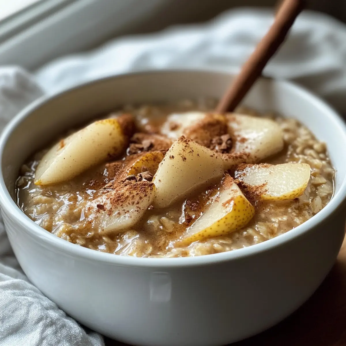 Healthy Baked Maple Cinnamon Pear Oatmeal